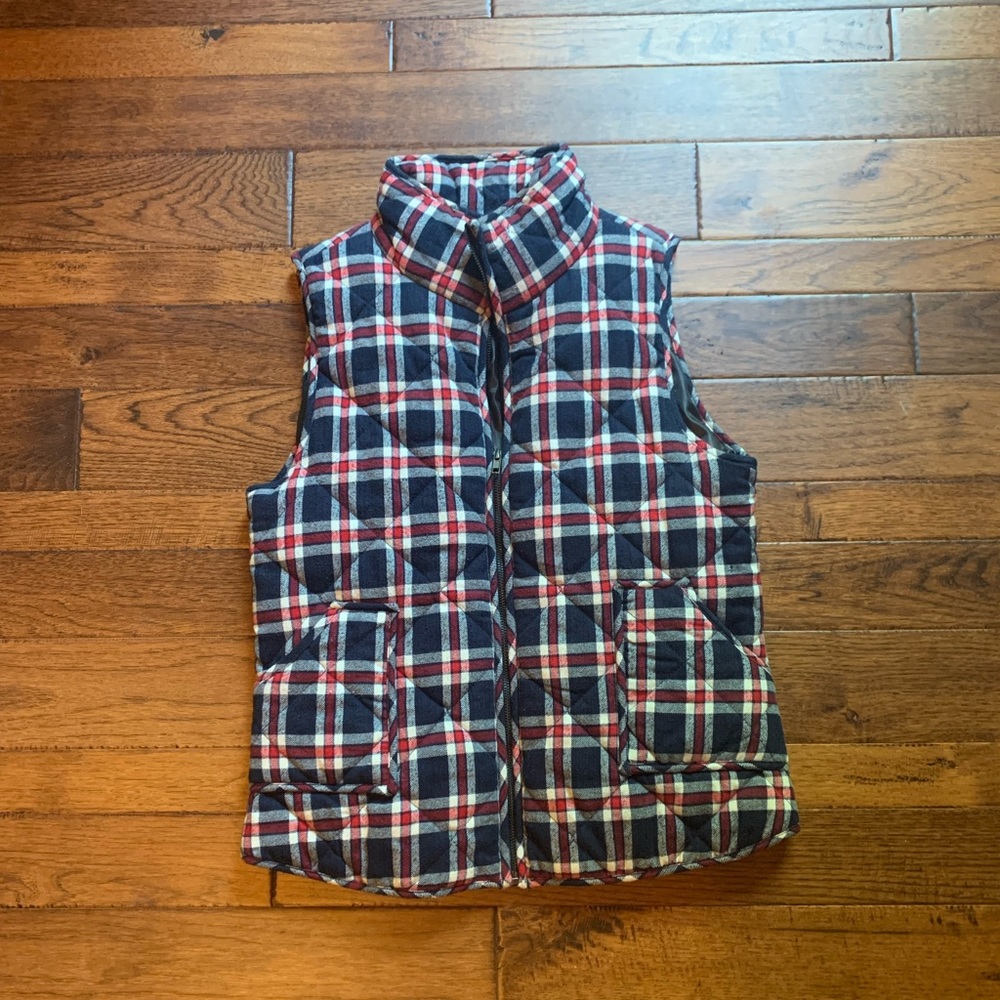Staccato Red, Blue & White Plaid Vest Size Large